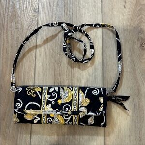 Vera Bradley wallet/crossbody